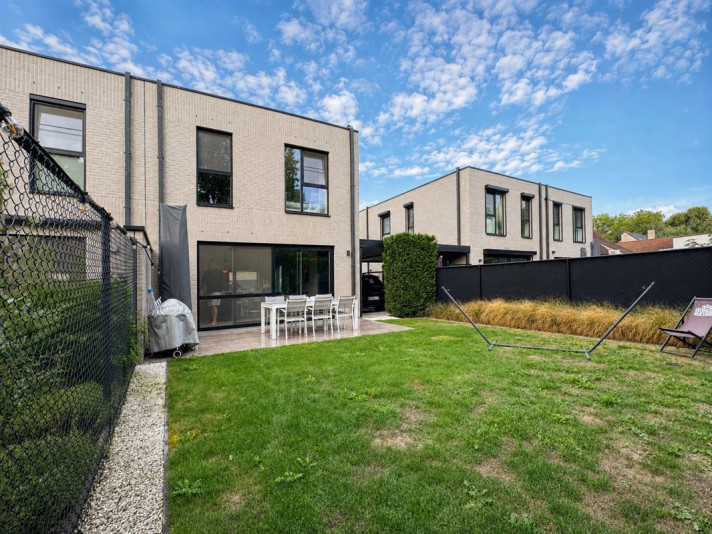 Bekijk foto 1 van 24 van het house in Nieuwkerken-waas