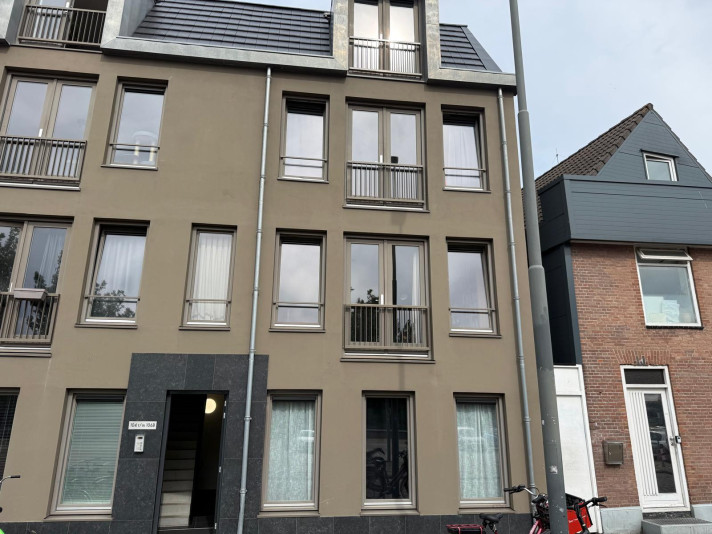 Bekijk foto 1/5 van house in Beverwijk