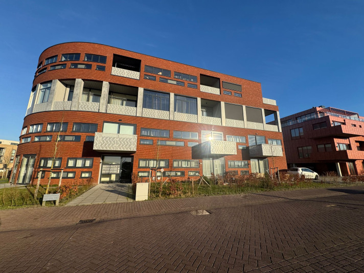 Bekijk foto 1/5 van apartment in Almere