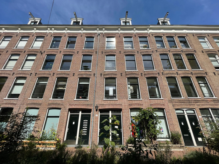 View photo 1/5 of apartment in Amsterdam