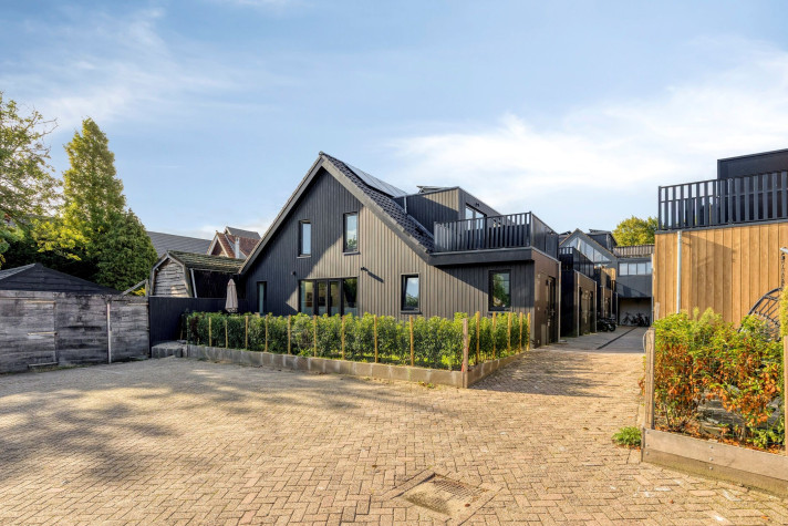 View photo 1/5 of house in Zoetermeer