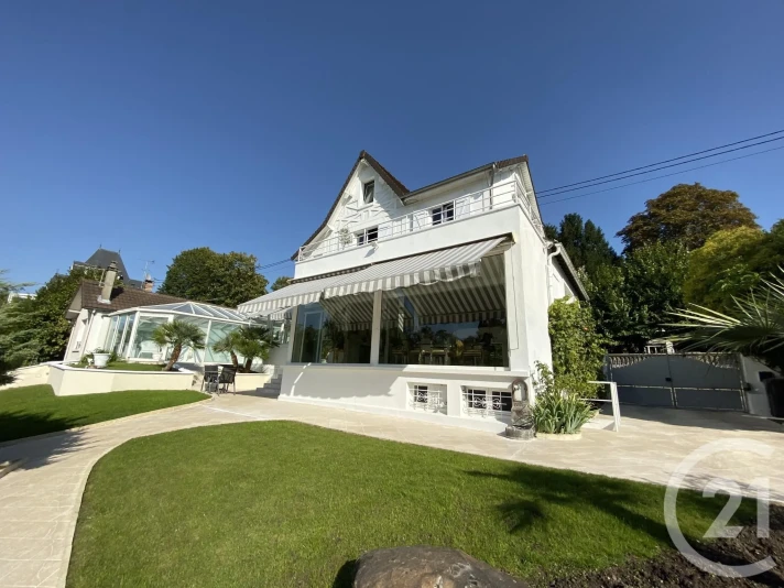 Voir la photo 1/21 du type house à Chennevières-sur-Marne