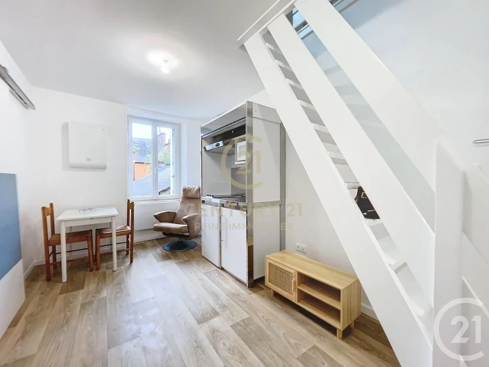 Voir la photo 1/6 du type apartment à Rennes