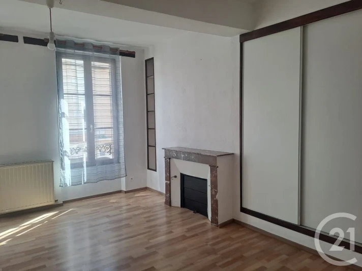 Voir la photo 1/7 du type apartment à Auxerre