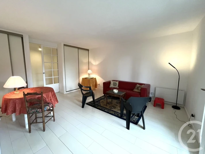 Voir la photo 1/7 du type apartment à Tresserve