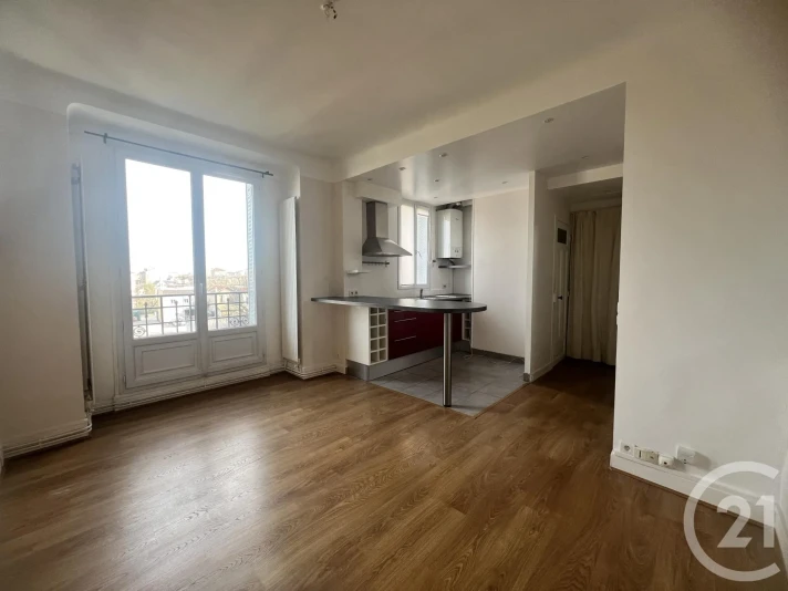 Voir la photo 1/8 du type apartment à Colombes