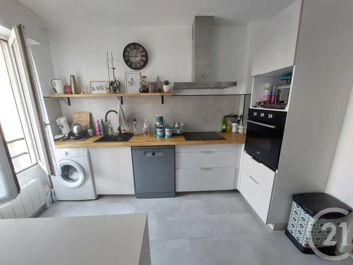 Voir la photo 1/2 du type apartment à Brive-la-Gaillarde
