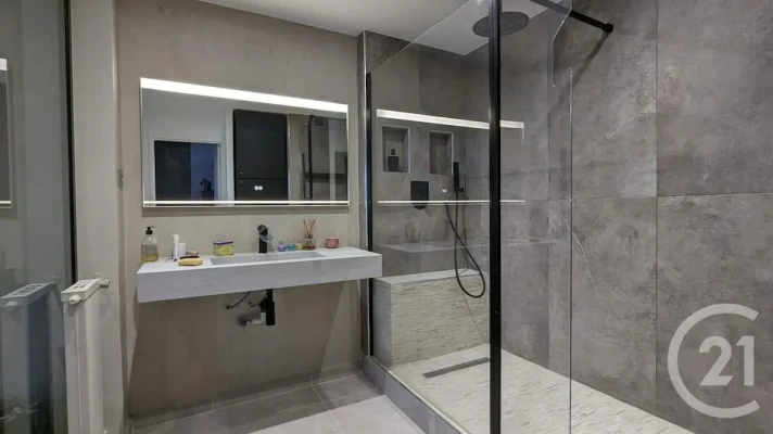 Voir la photo 1/5 du type apartment à Asnières-sur-Seine