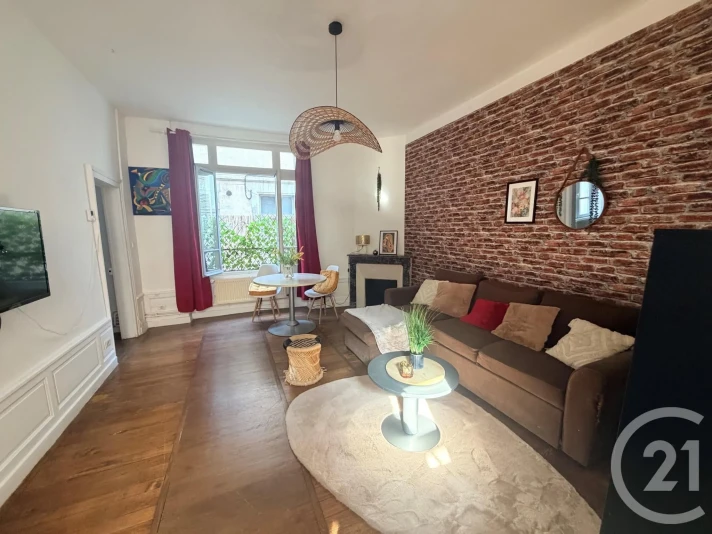 Voir la photo 1/6 du type apartment à Auxerre