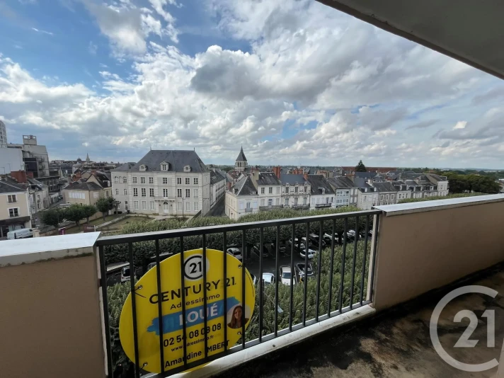 Voir la photo 1/6 du type apartment à Châteauroux