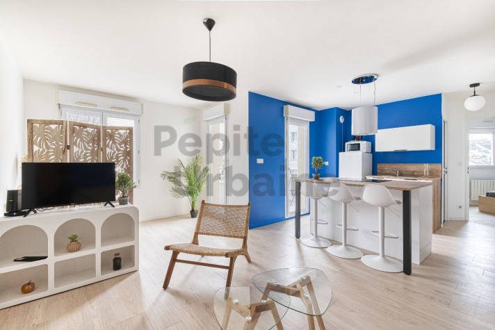 Voir la photo 1/8 du type apartment à Angers