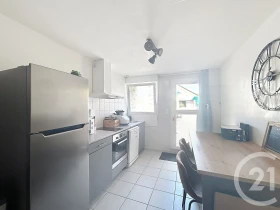 Maison à Les Touches