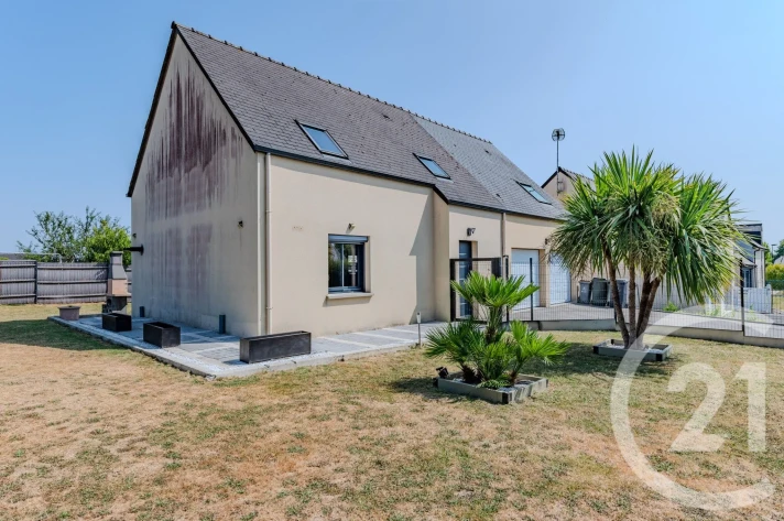 Voir la photo 1/12 du type house à Pipriac