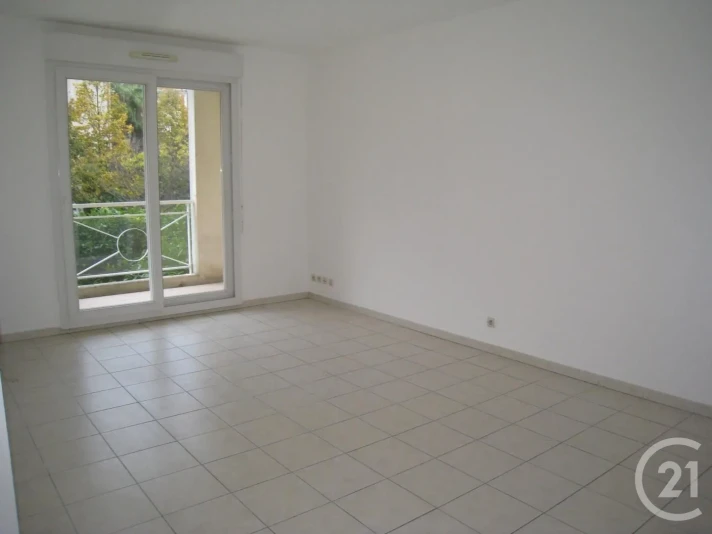 Voir la photo 1/7 du type apartment à Saint-André-de-la-Roche
