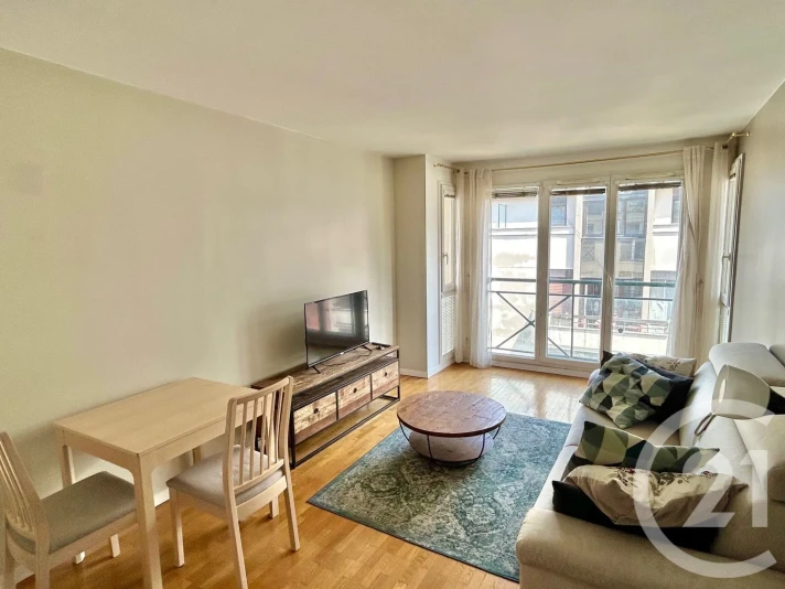 Voir la photo 1/11 du type apartment à Le Kremlin-Bicêtre