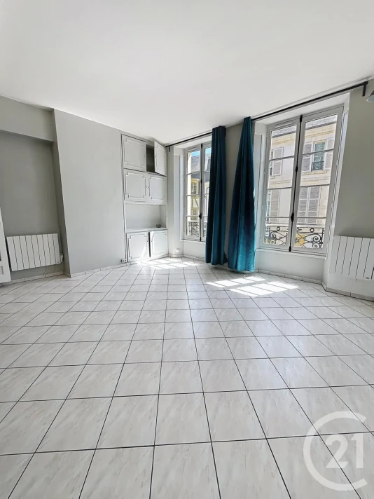 Voir la photo 1/11 du type apartment à Orléans