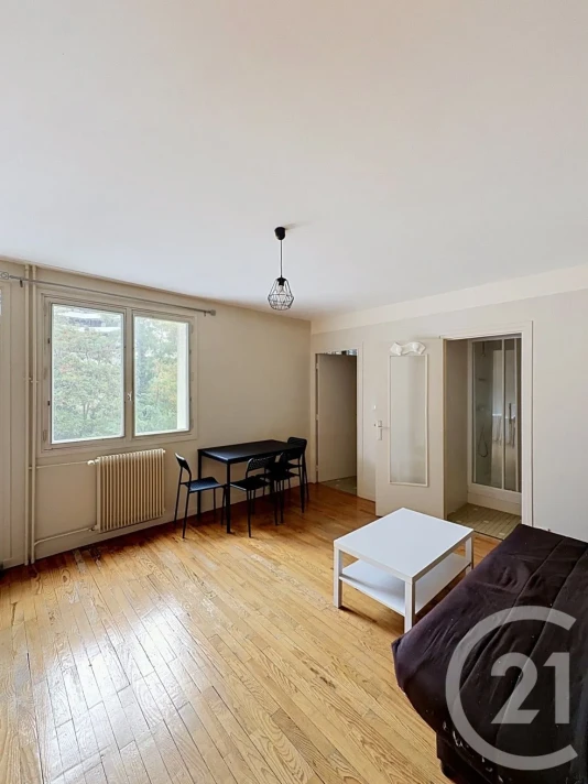 Voir la photo 1/5 du type apartment à Clermont-Ferrand