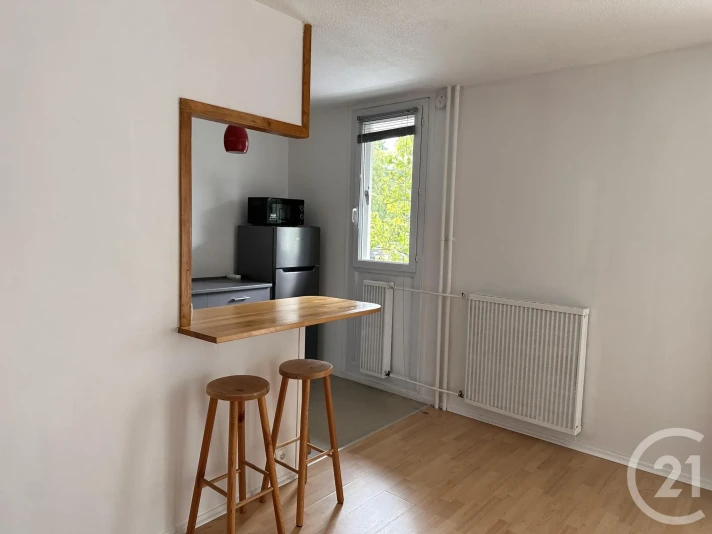Voir la photo 1/6 du type studio à Gradignan