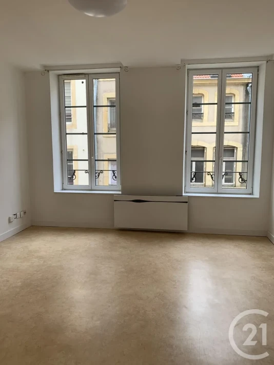 Voir la photo 1/11 du type apartment à Metz
