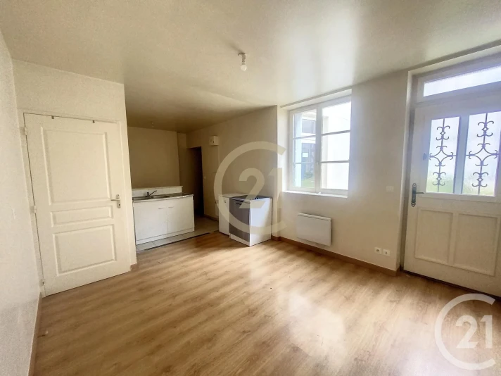 Voir la photo 1/8 du type apartment à Provins