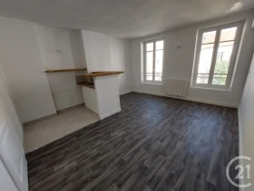Studio à Meaux