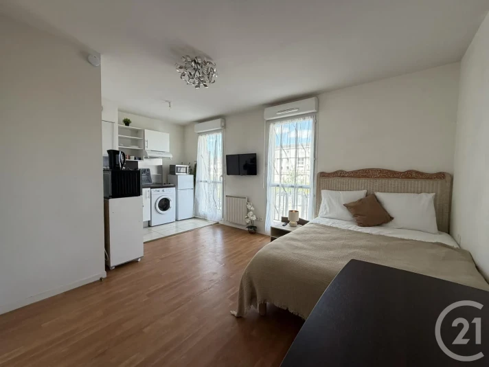 Voir la photo 1/6 du type apartment à Lucé