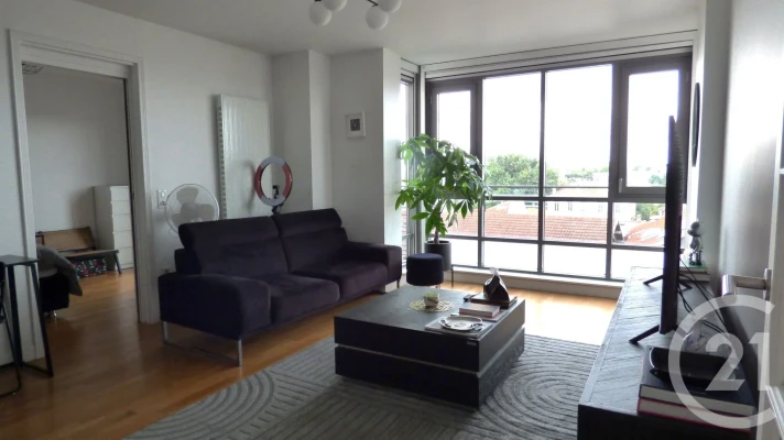 Voir la photo 1/10 du type apartment à Maisons-Alfort