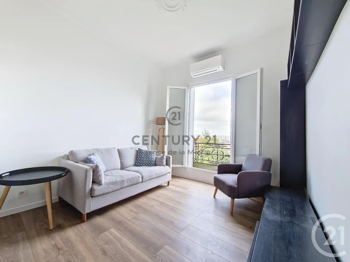 Voir la photo 1/9 du type apartment à Ivry-sur-Seine