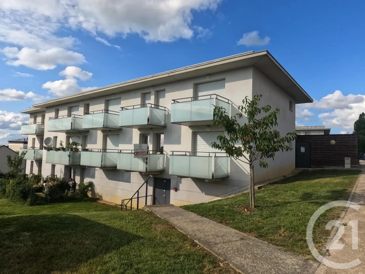 Voir la photo 1/8 du type apartment à Besançon