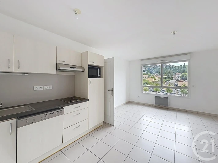 Voir la photo 1/13 du type apartment à Montélimar