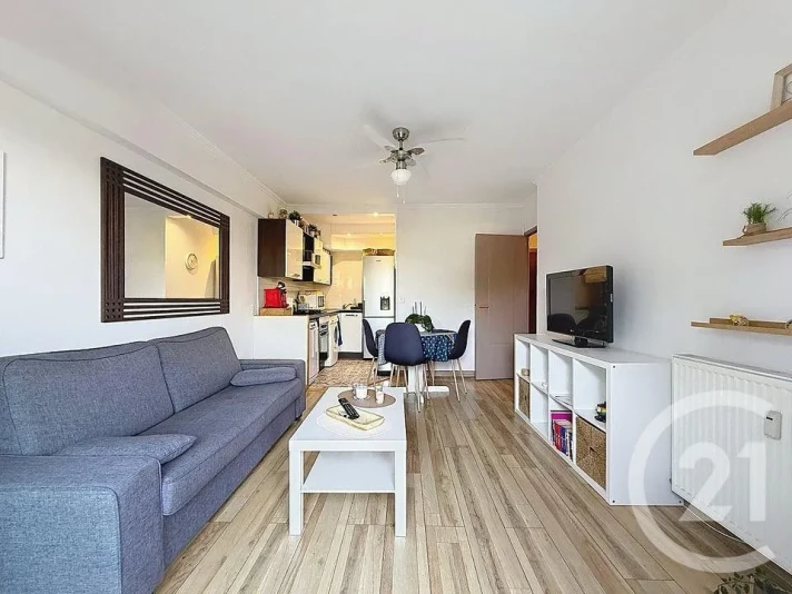 Voir la photo 1/9 du type apartment à Le Cannet