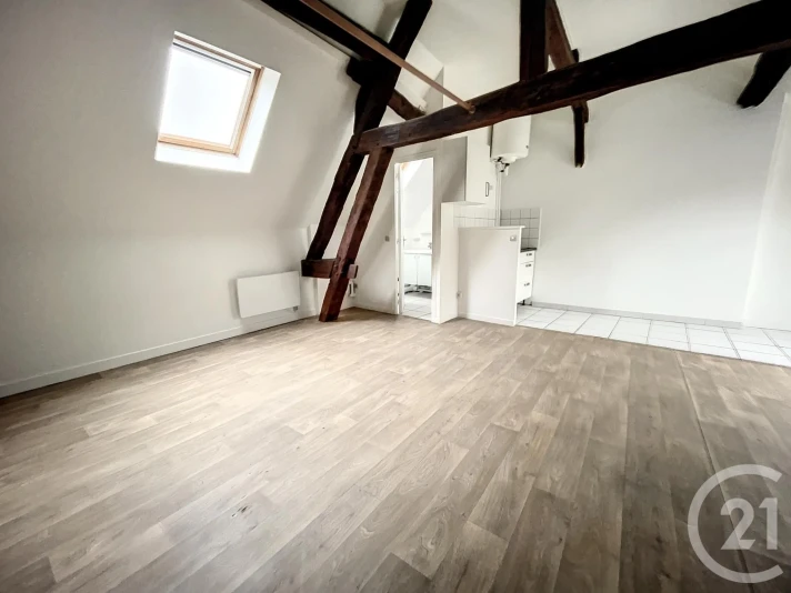 Voir la photo 1/6 du type studio à Provins