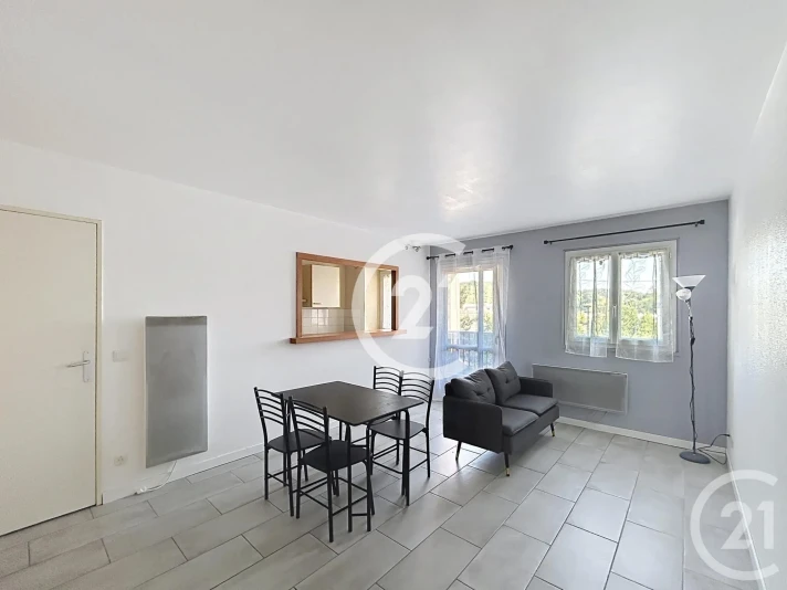 Voir la photo 1/5 du type apartment à Évreux