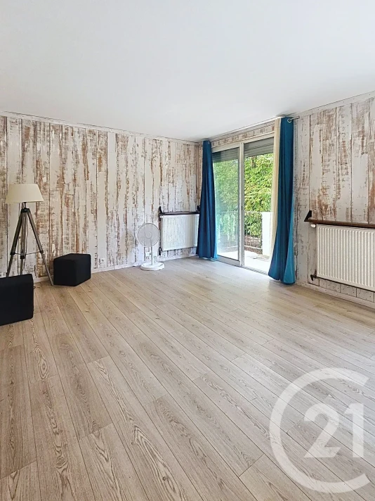 Voir la photo 1/6 du type apartment à Mérignac