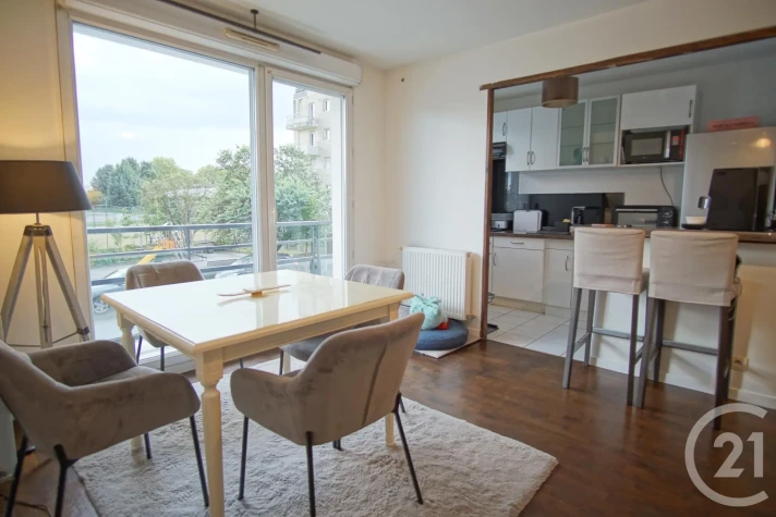 Voir la photo 1/10 du type apartment à Fresnes