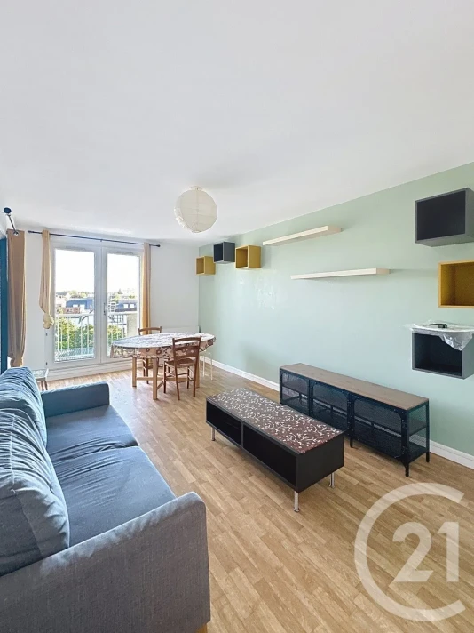 Voir la photo 1/12 du type apartment à Orléans