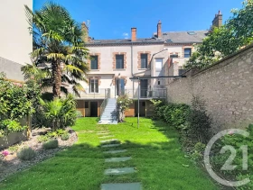 Maison à Orléans