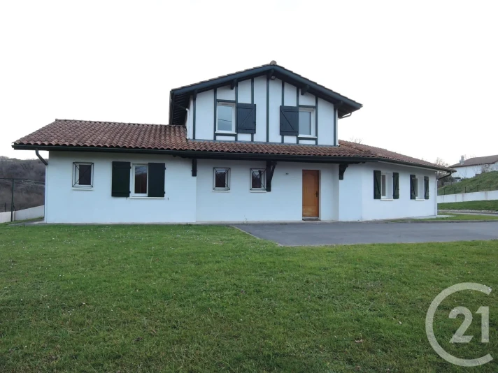Voir la photo 1/4 du type house à Ustaritz