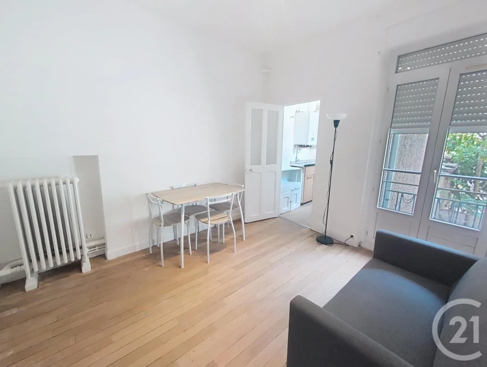 Voir la photo 1/8 du type apartment à Orléans