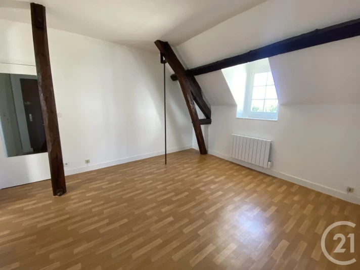 Voir la photo 1/10 du type apartment à Chartres