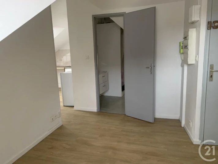 Voir la photo 1/8 du type apartment à Montbéliard