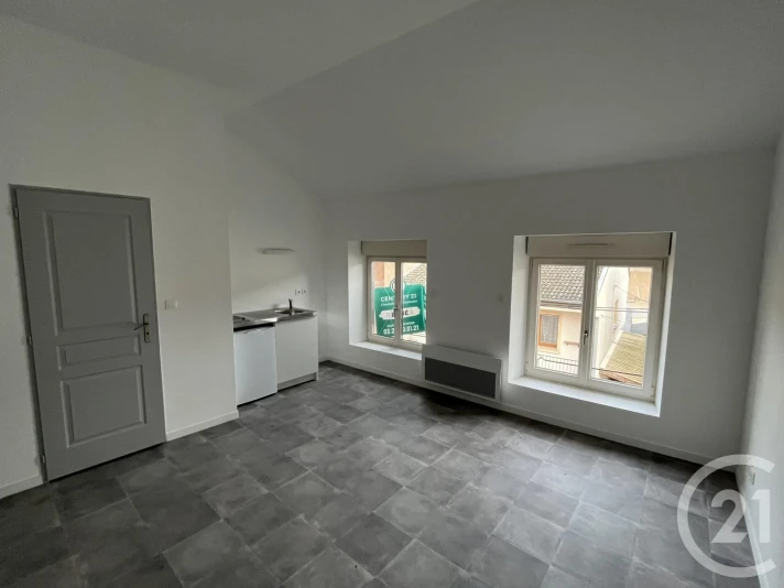 Voir la photo 1/5 du type apartment à Étain