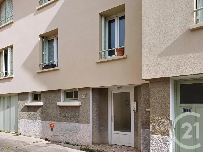 Voir la photo 1/4 du type apartment à Gannat