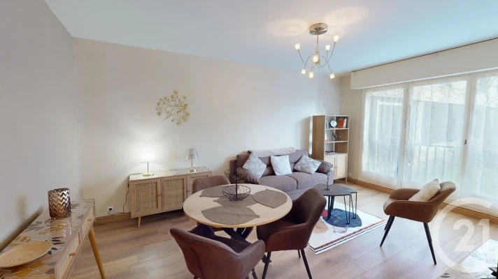 Voir la photo 1/7 du type apartment à Fontainebleau