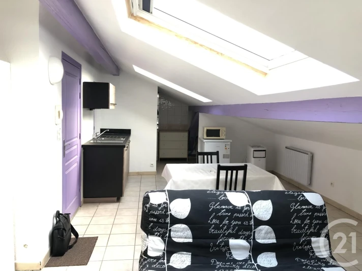 Voir la photo 1/6 du type studio à Annonay