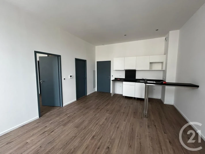 Voir la photo 1/10 du type apartment à Sommières