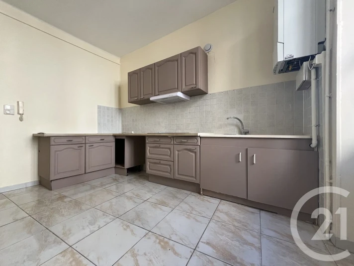 Voir la photo 1/5 du type apartment à Alès
