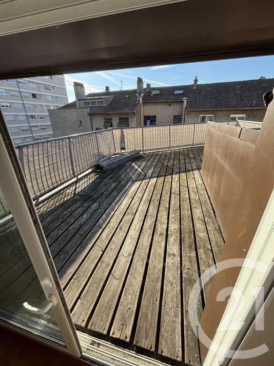 Voir la photo 1/10 du type apartment à Mulhouse