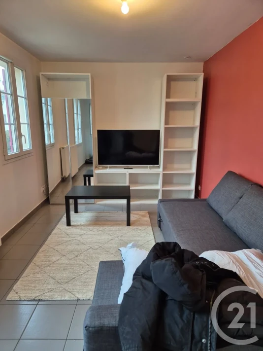 Voir la photo 1/8 du type studio à Nanteuil-le-Haudouin