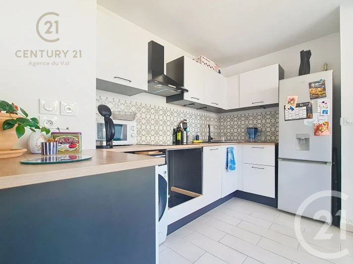 Voir la photo 1/12 du type apartment à Torcy